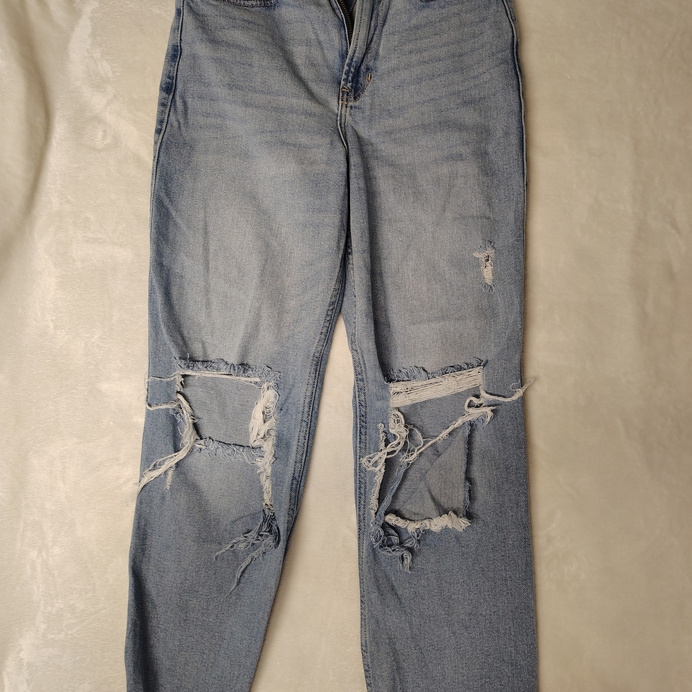 Hollister Ultra High Rise Distressed Blue Jeans